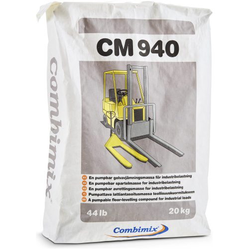 Combimix CM 940 20 kg bag showing illustration of a yellow forklift, labeled as a pumpable floor-leveling compound for industrial loads.